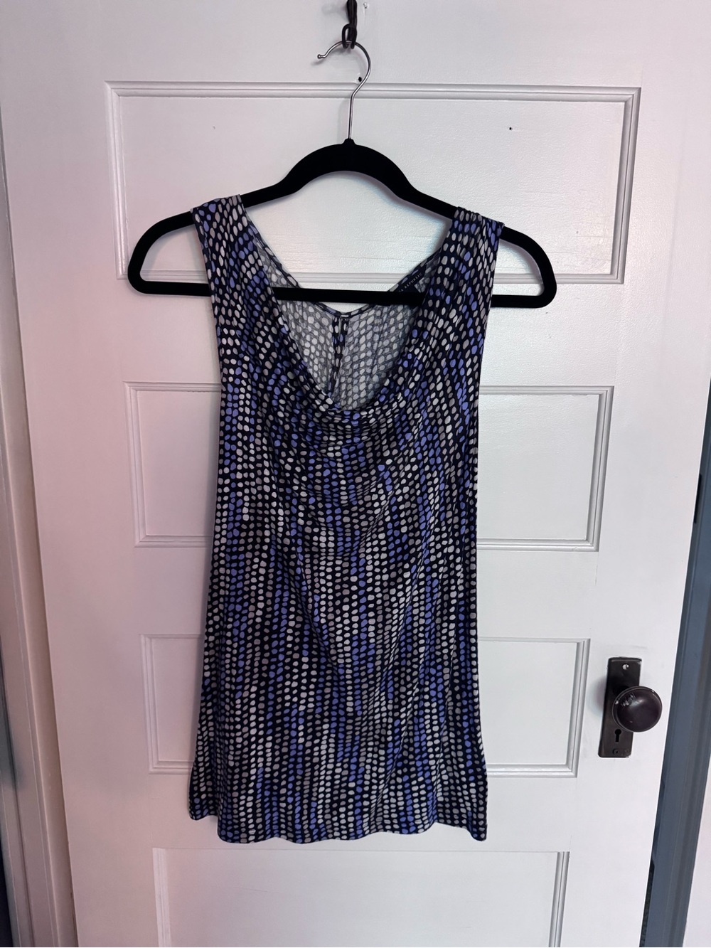 Banana Republic Sleeveless Scoop-Neck Tank in Blue and White Dot